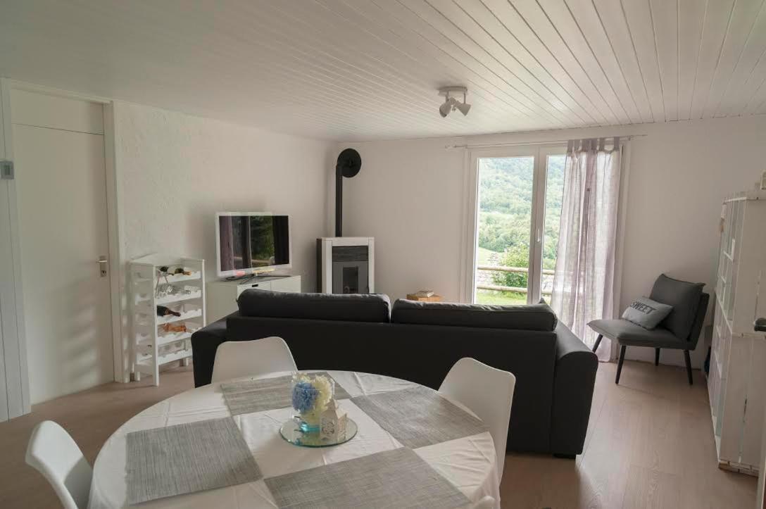 Modern Charme Studio In Chalet Villa Ponto Valentino Exterior photo